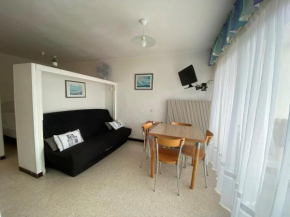 Appartement Climatisé avec Balcon, Parking Privé, Wifi - Proche Thermes et Étang - FR-1-503-23